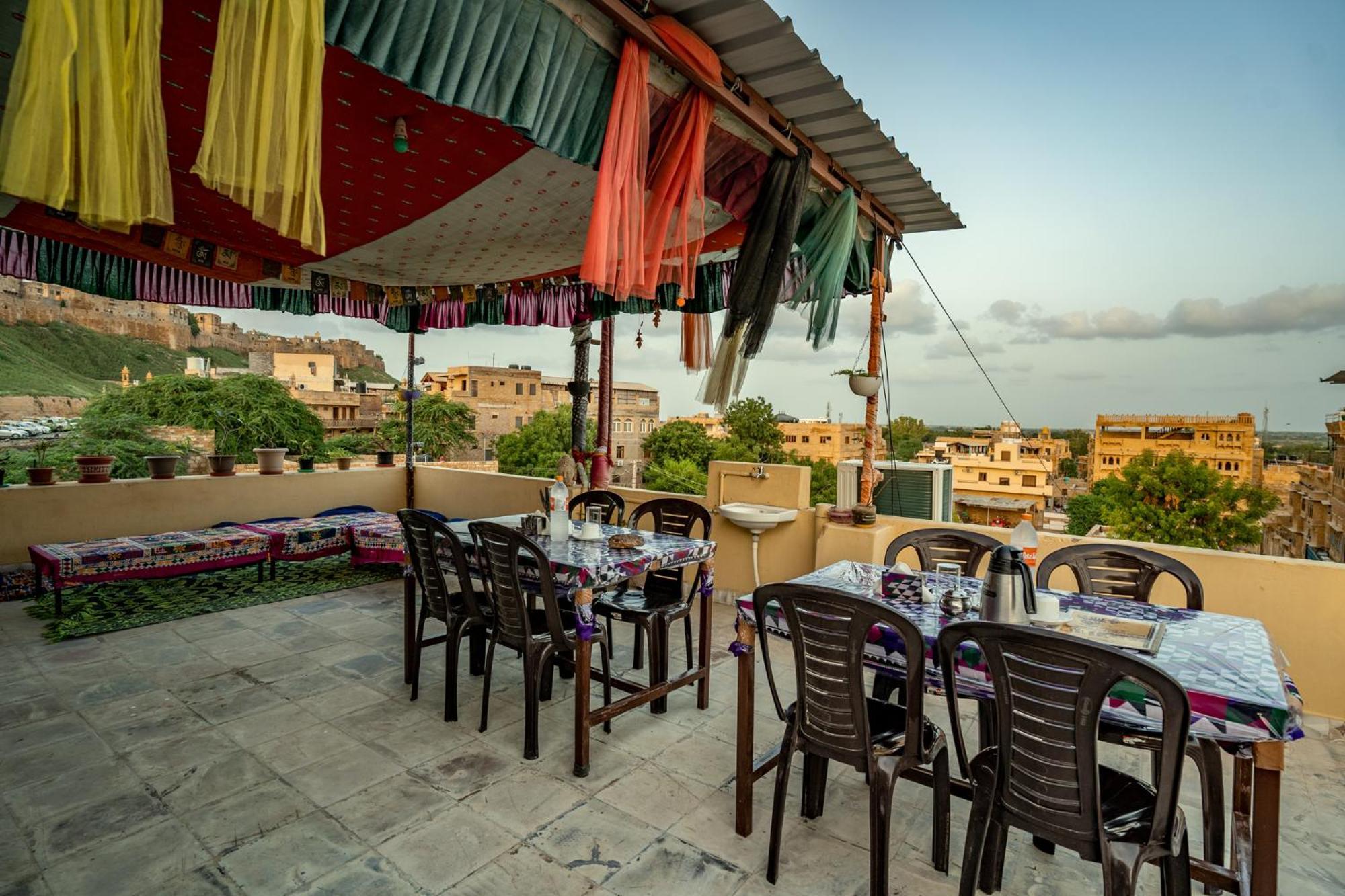 Hotel Relax Inn Jaisalmer Esterno foto